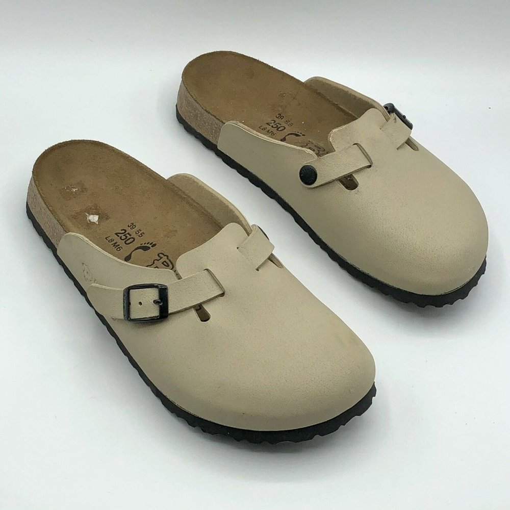 Birki’s Birkenstock Buckle Strap Closed Toe Clog